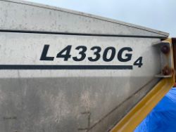 1886591