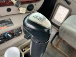 1886231