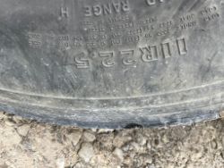 1886179