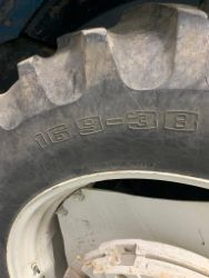 1898134
