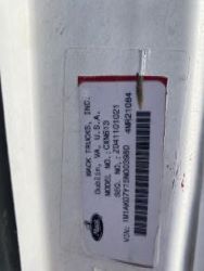 1898423