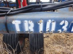 1929596