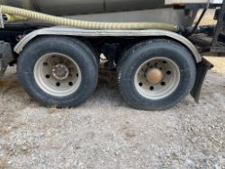 1957625