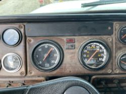 1957672