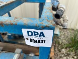 2066373