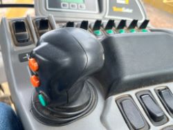 2067571