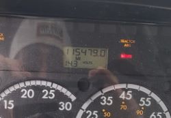 2094104