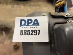 2101858