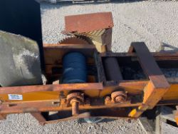 2105271