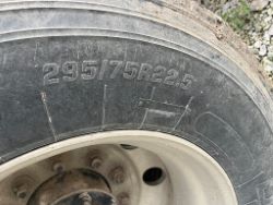 2115186