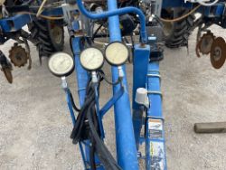 2116322