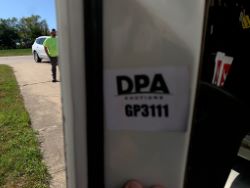 2161048