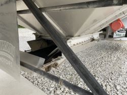 2165504