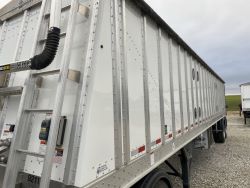 2165564