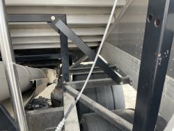 2165586