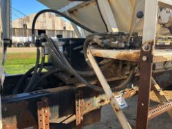 2172261