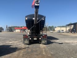2205576