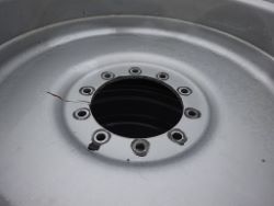 2206572