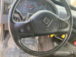 2239596