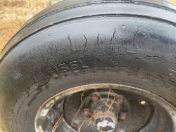 2247824