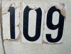 2250581