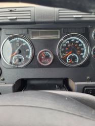2258231