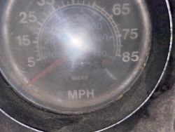 2185831