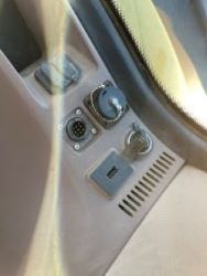 2220985