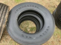 2235658