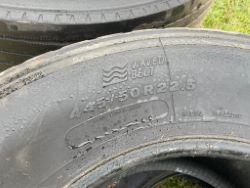 2235801