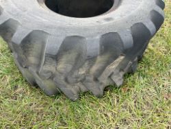 2235895