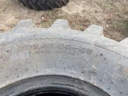 2236098