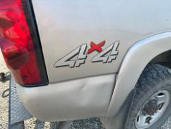 2280883