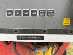 2283379