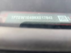 2284823