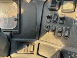 2285299