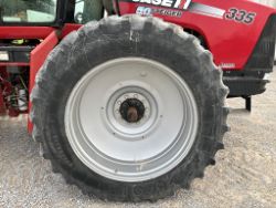 2285946