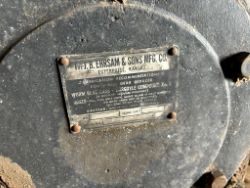 2303633