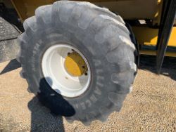 2353372