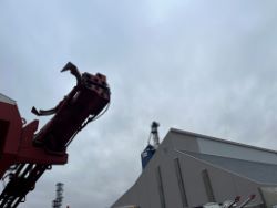 2363083