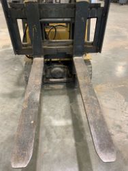 2368152