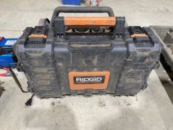 2368606