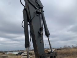 2372626