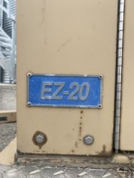 2372903