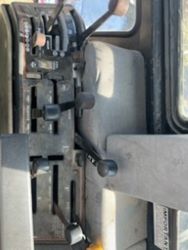 2373373