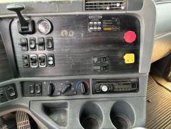 2373685