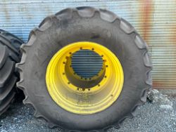 2335633