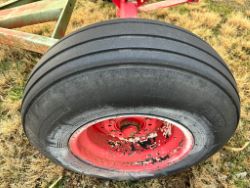 2335658