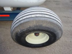 2335946