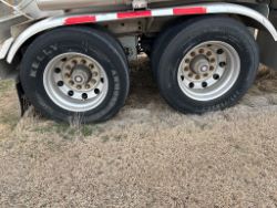 2385364